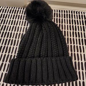 Vince Camuto Black Winter Hat